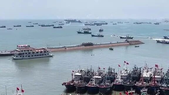 The fishing season in Lianjiang, Fuzhou officially kicks off! A fleet of sails hits the sea, and the countdown to seafood freedom begins!